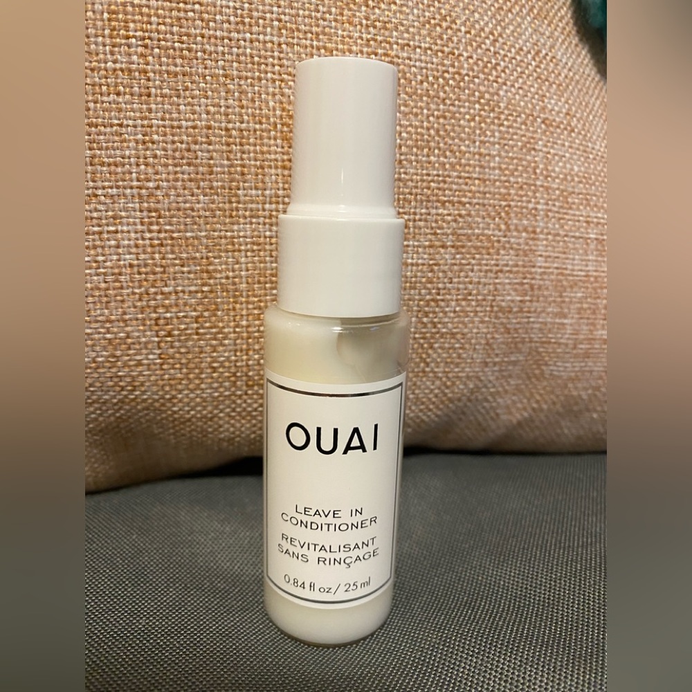 OUAI Leave In Spray Conditioner .84 fl. oz & detox shampoo 1.8 oz travel sized